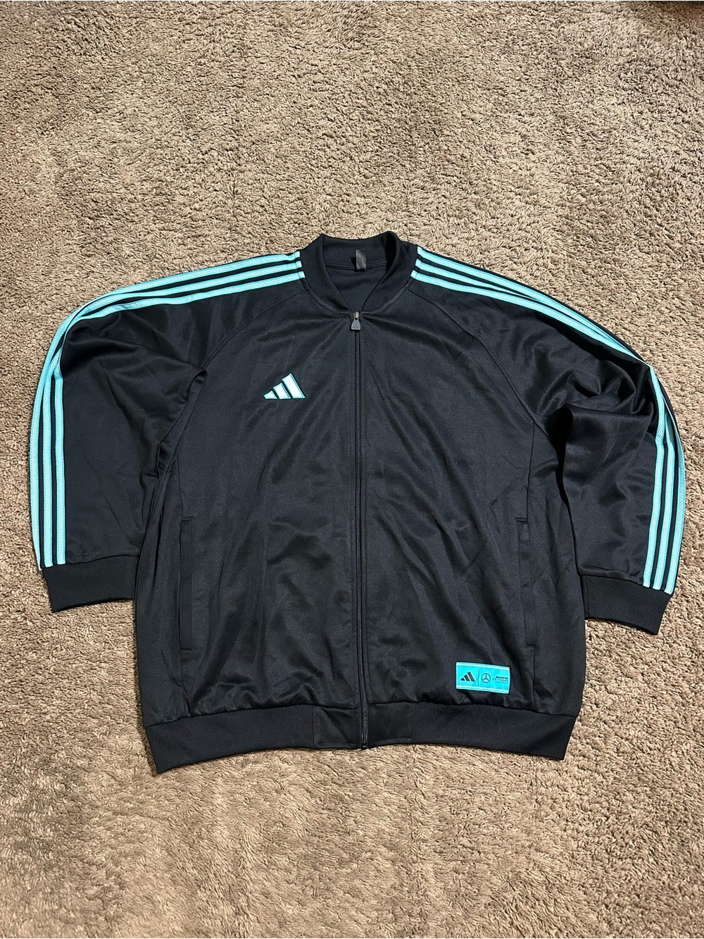 Vintage MERCEDES AMG PETRONAS formula 1 track jacket 00s size Xl